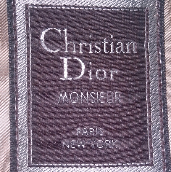 Vintage Dior Monsieur Trench Coat (1970s). Clean and Immaculate condition!! - Picture 6 of 7